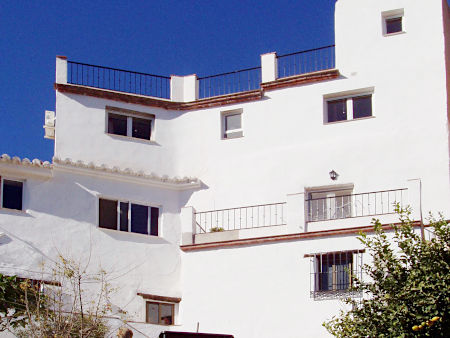 Foto charaktervolles Stadthaus zu verkaufen Casa Calle Granada 1 in Sedella